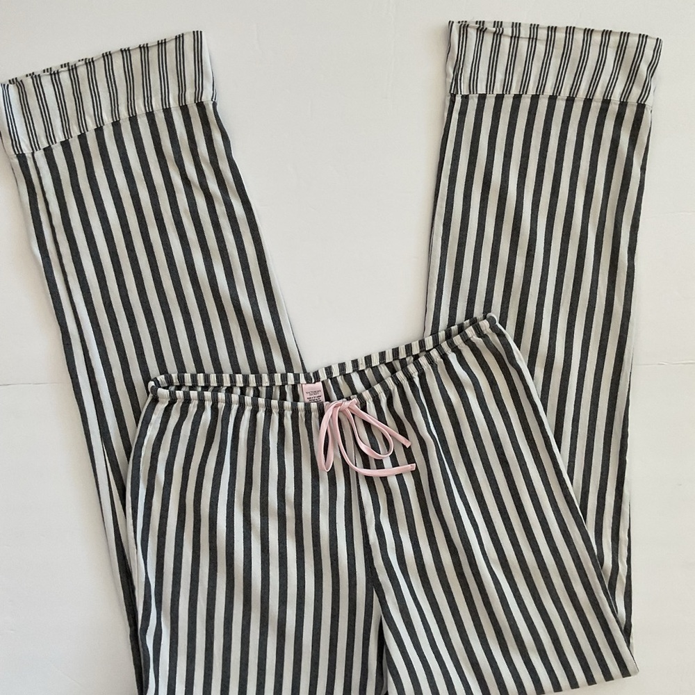 Victoria's Secret Grey Striped Pajama Set Size S - Picture 2 of 13